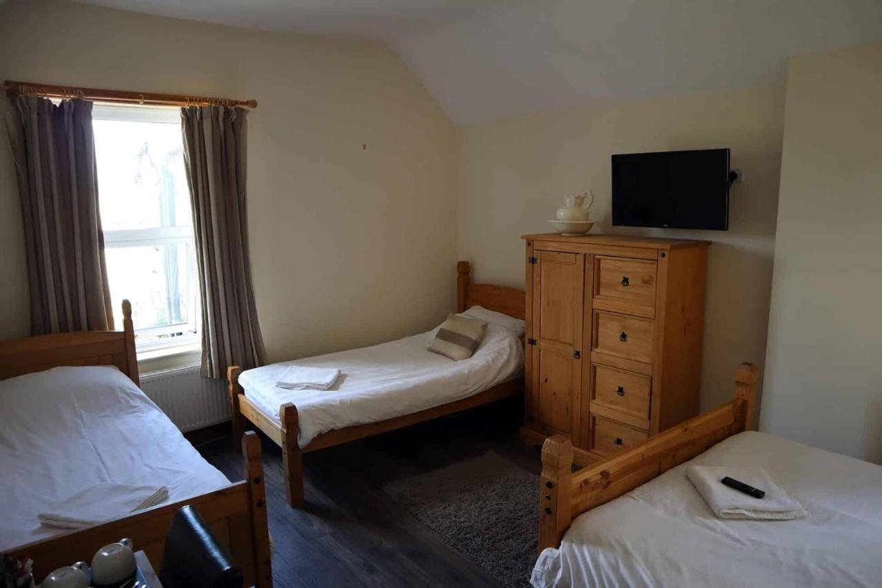 The Hare & Hounds Inn Foulridge Esterno foto