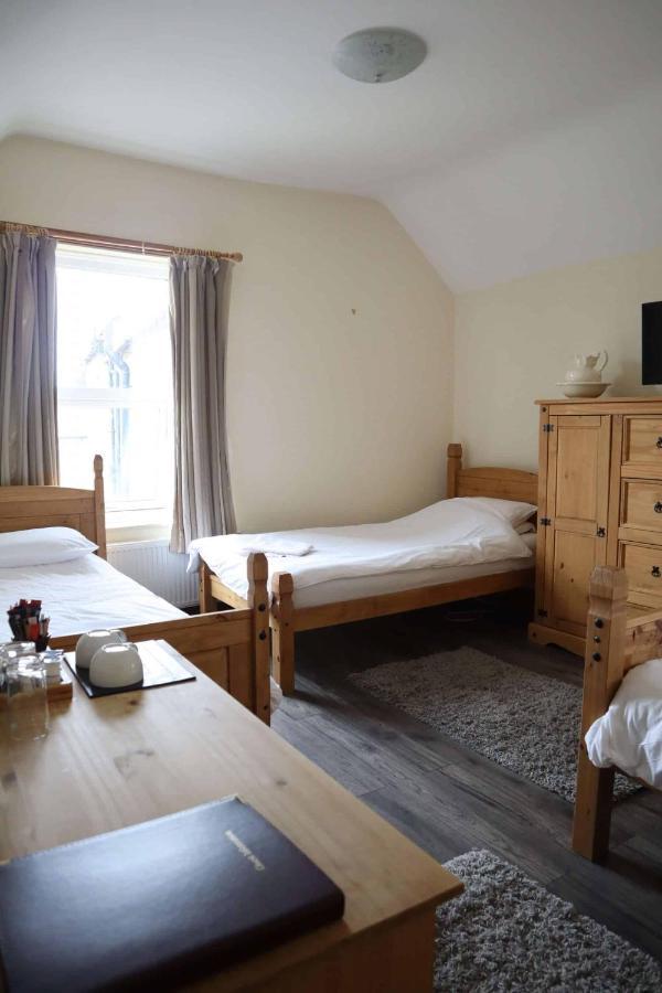 The Hare & Hounds Inn Foulridge Esterno foto